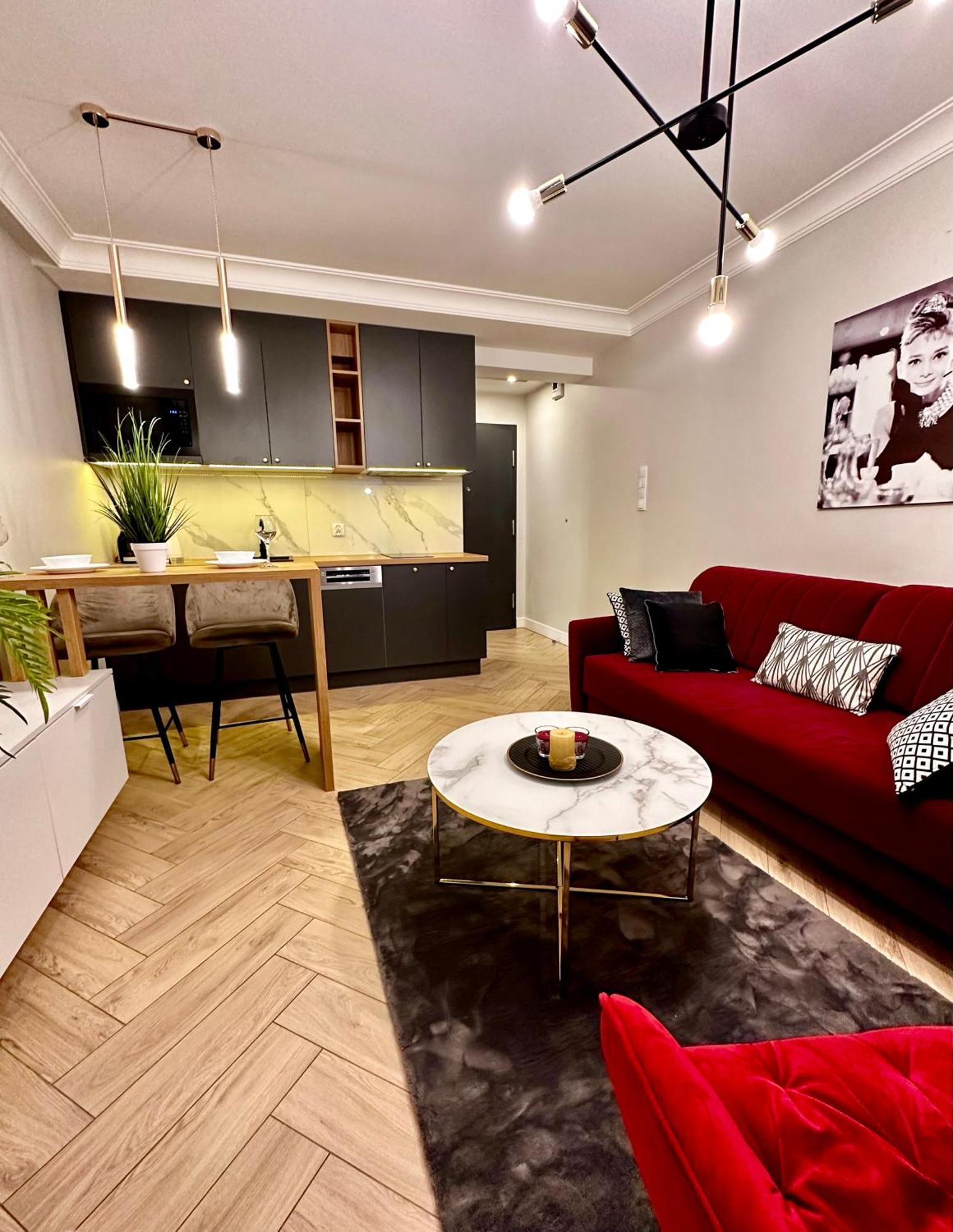 Apartamenty Kielce- Apartament Saphire Przy Zalew Kielecki, Faktura, Parking, Centrum المظهر الخارجي الصورة
