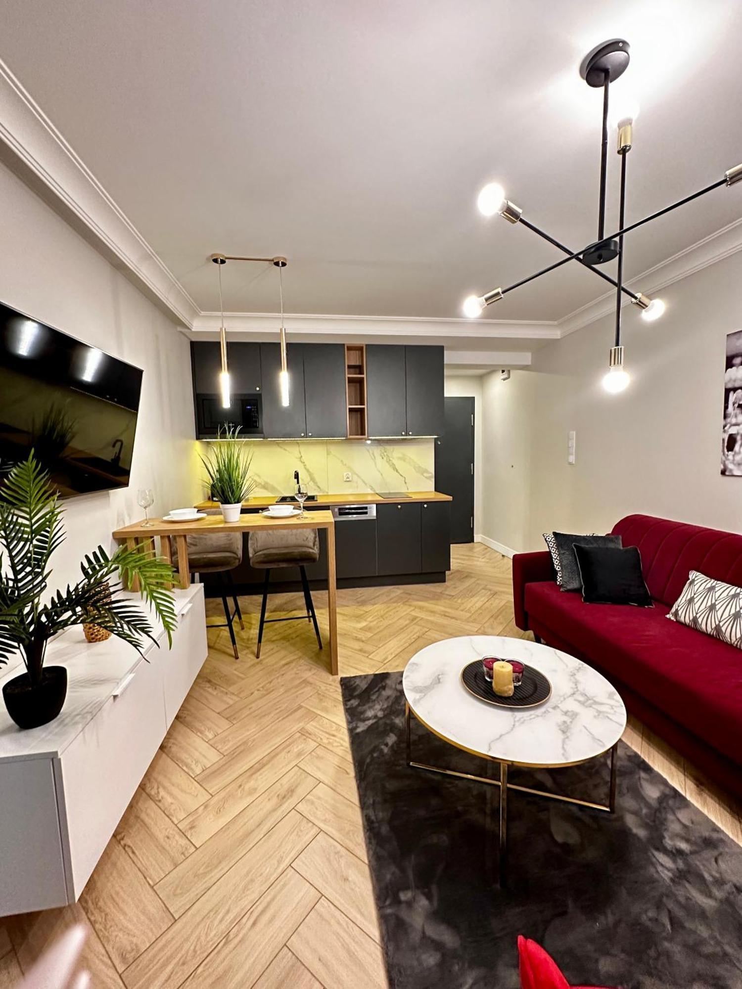 Apartamenty Kielce- Apartament Saphire Przy Zalew Kielecki, Faktura, Parking, Centrum المظهر الخارجي الصورة
