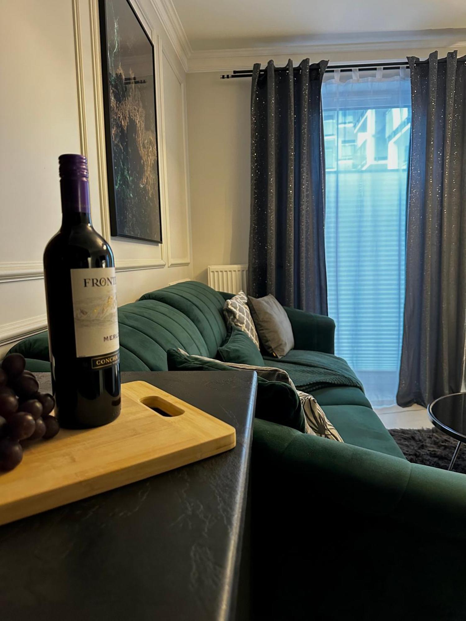 Apartamenty Kielce- Apartament Saphire Przy Zalew Kielecki, Faktura, Parking, Centrum المظهر الخارجي الصورة